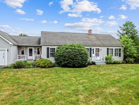 987 Gardiner Road Dresden ME 04342