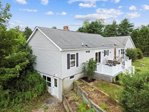 987 Gardiner Road Dresden ME 04342