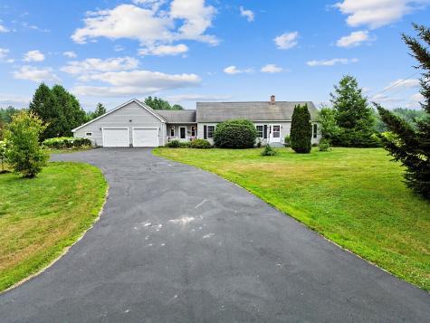 987 Gardiner Road Dresden ME 04342