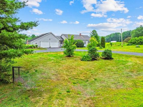 987 Gardiner Road Dresden ME 04342