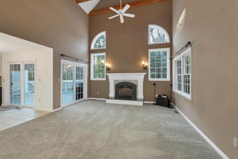 34 Stowecroft Drive Hampton NH 03842