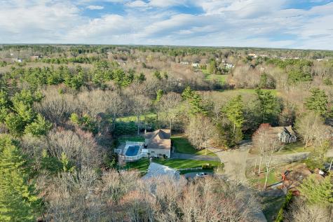 34 Stowecroft Drive Hampton NH 03842