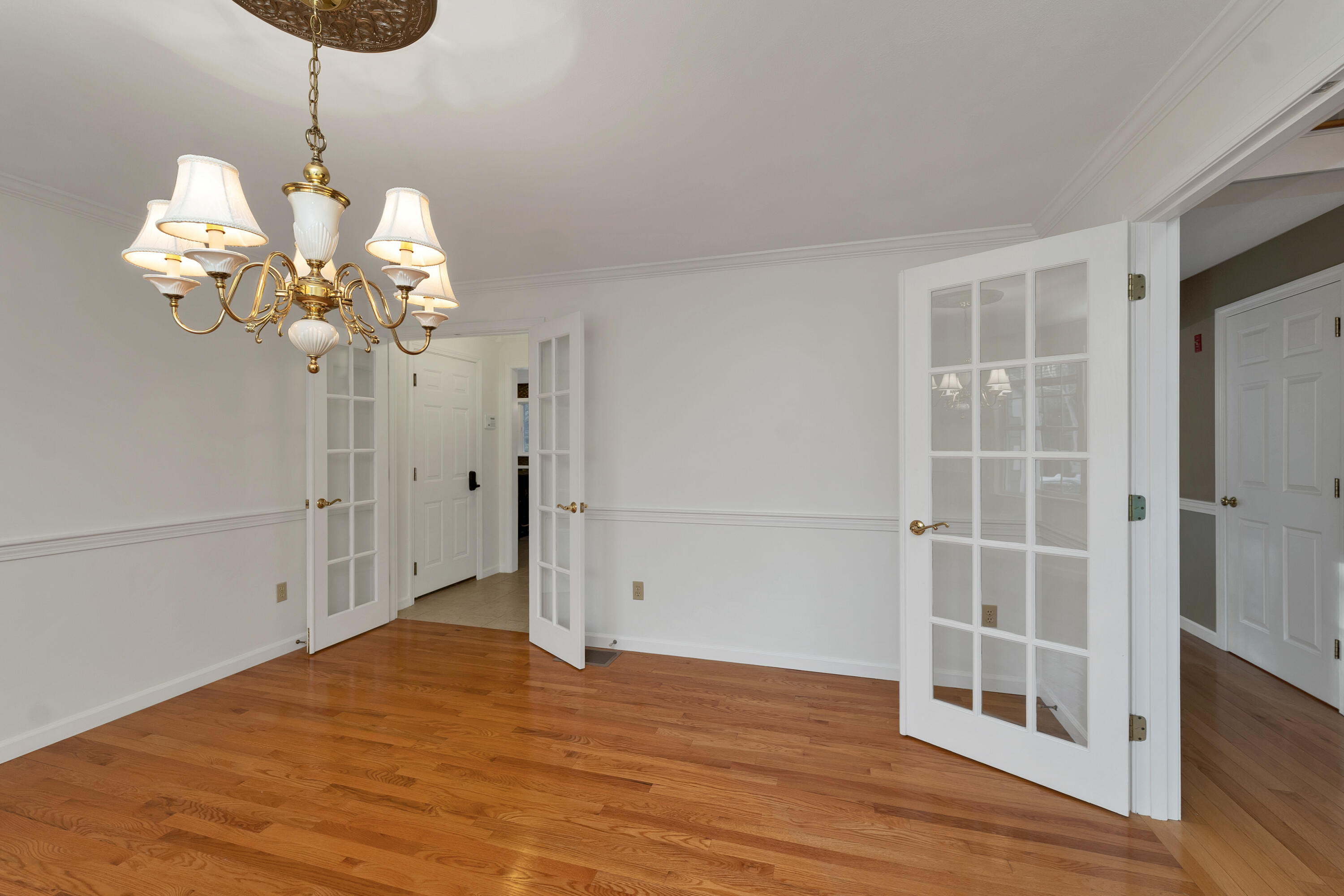 34 Stowecroft Drive Hampton NH 03842
