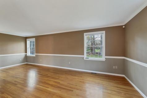 34 Stowecroft Drive Hampton NH 03842