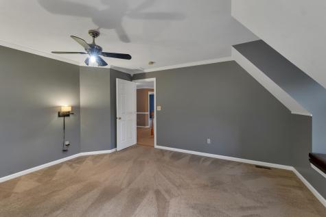 34 Stowecroft Drive Hampton NH 03842