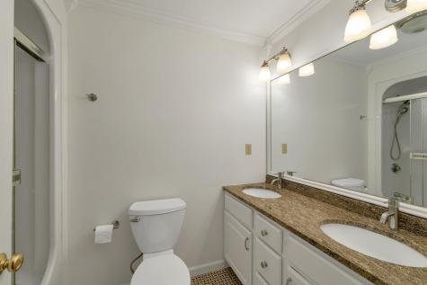 34 Stowecroft Drive Hampton NH 03842