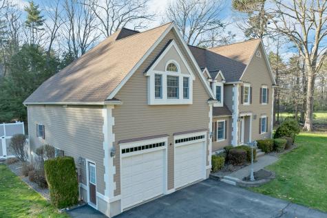 34 Stowecroft Drive Hampton NH 03842