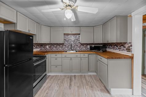 163 Silvers Mills Road Dexter ME 04930