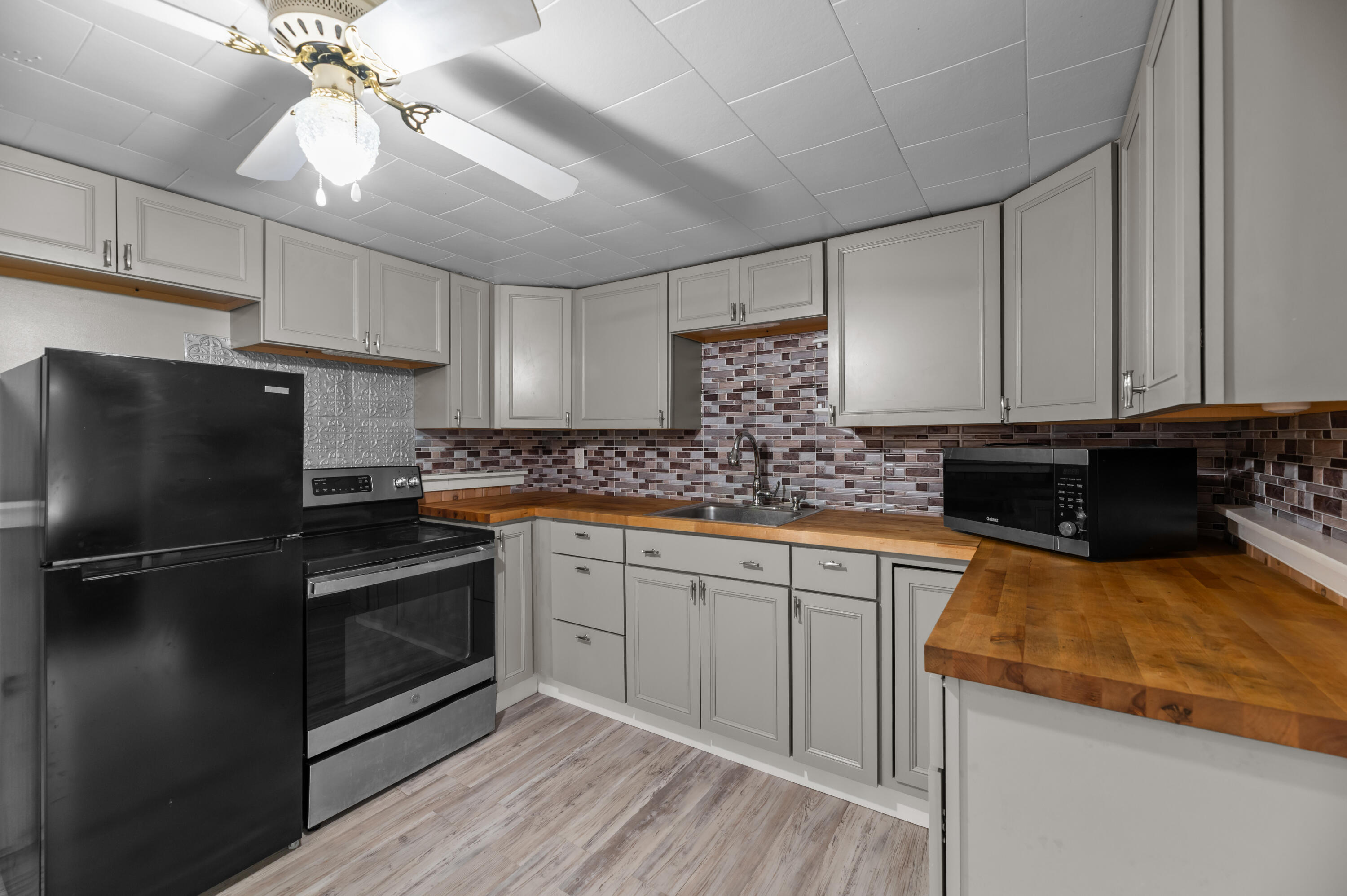 163 Silvers Mills Road Dexter ME 04930