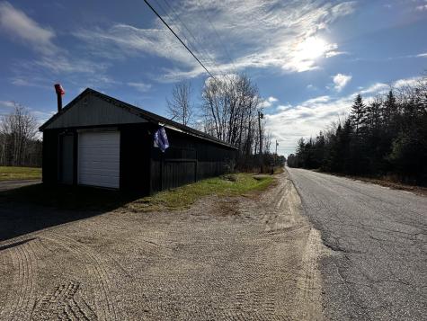 1143 North Street Harrington ME 04643