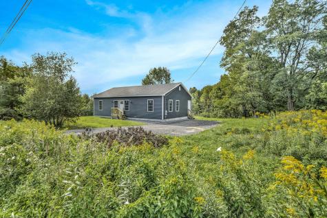 118 Bowman Street Farmingdale ME 04344
