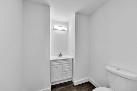 118 Bowman Street Farmingdale ME 04344