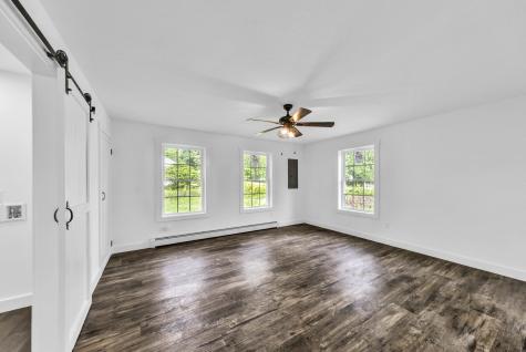 118 Bowman Street Farmingdale ME 04344