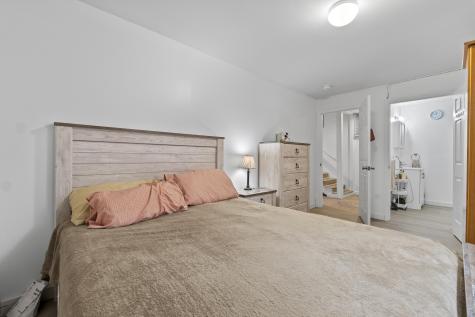 22 Avery Street Lisbon ME 04252