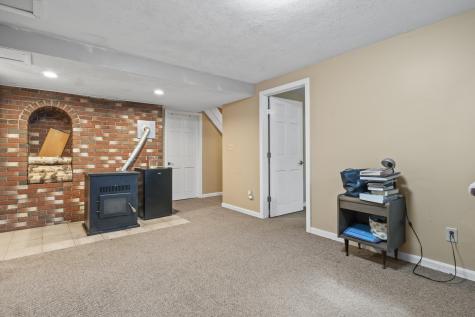 22 Avery Street Lisbon ME 04252