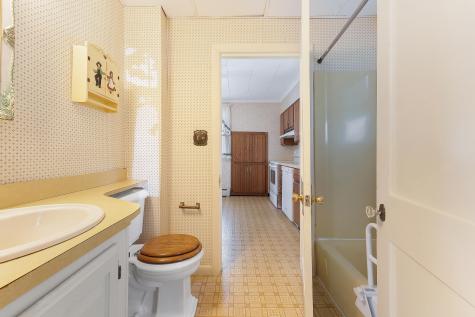 59 Marston Street Auburn ME 04210