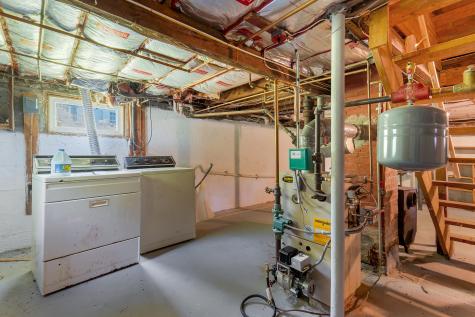 59 Marston Street Auburn ME 04210