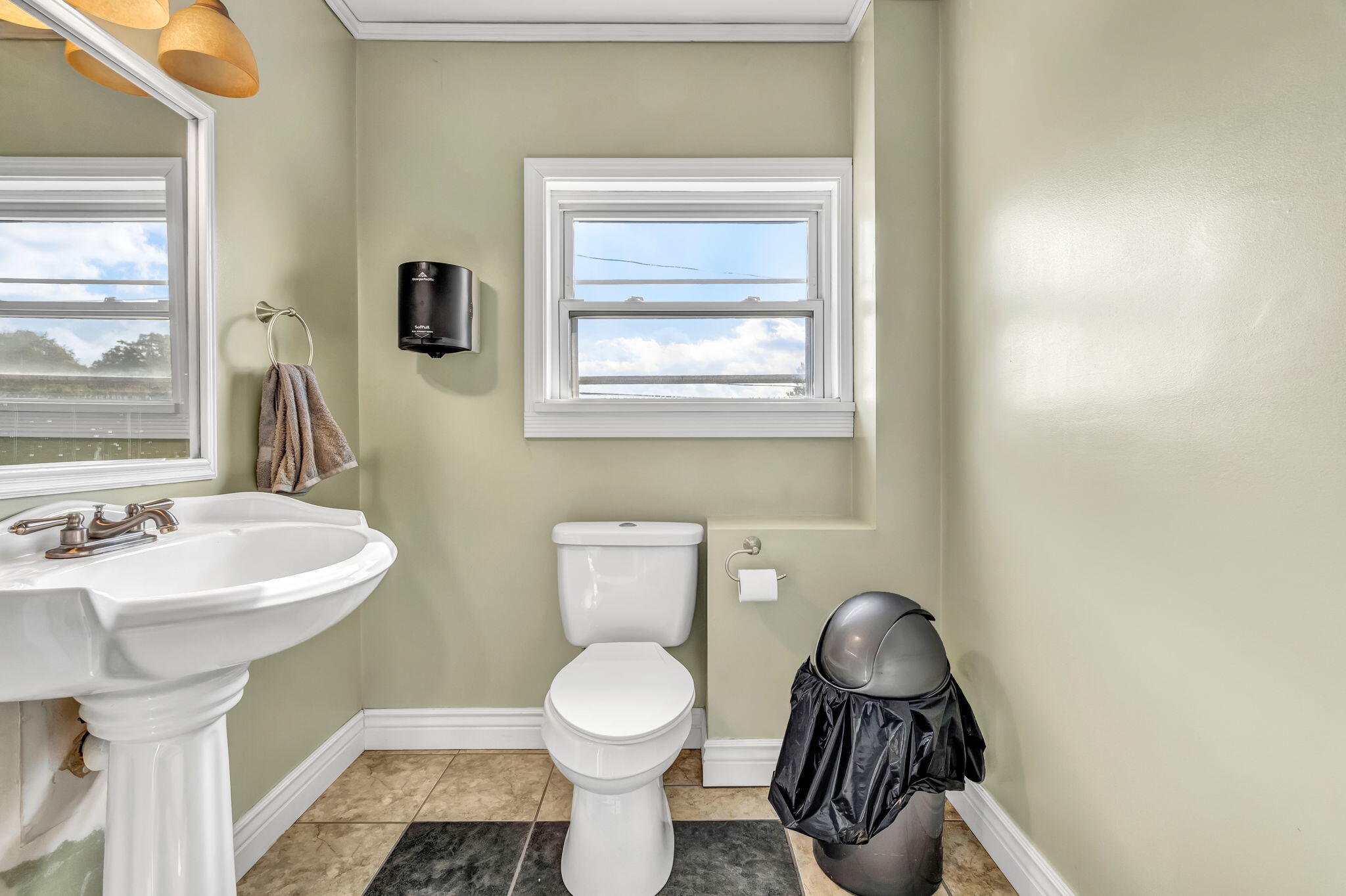 86 Western Avenue Augusta ME 04330