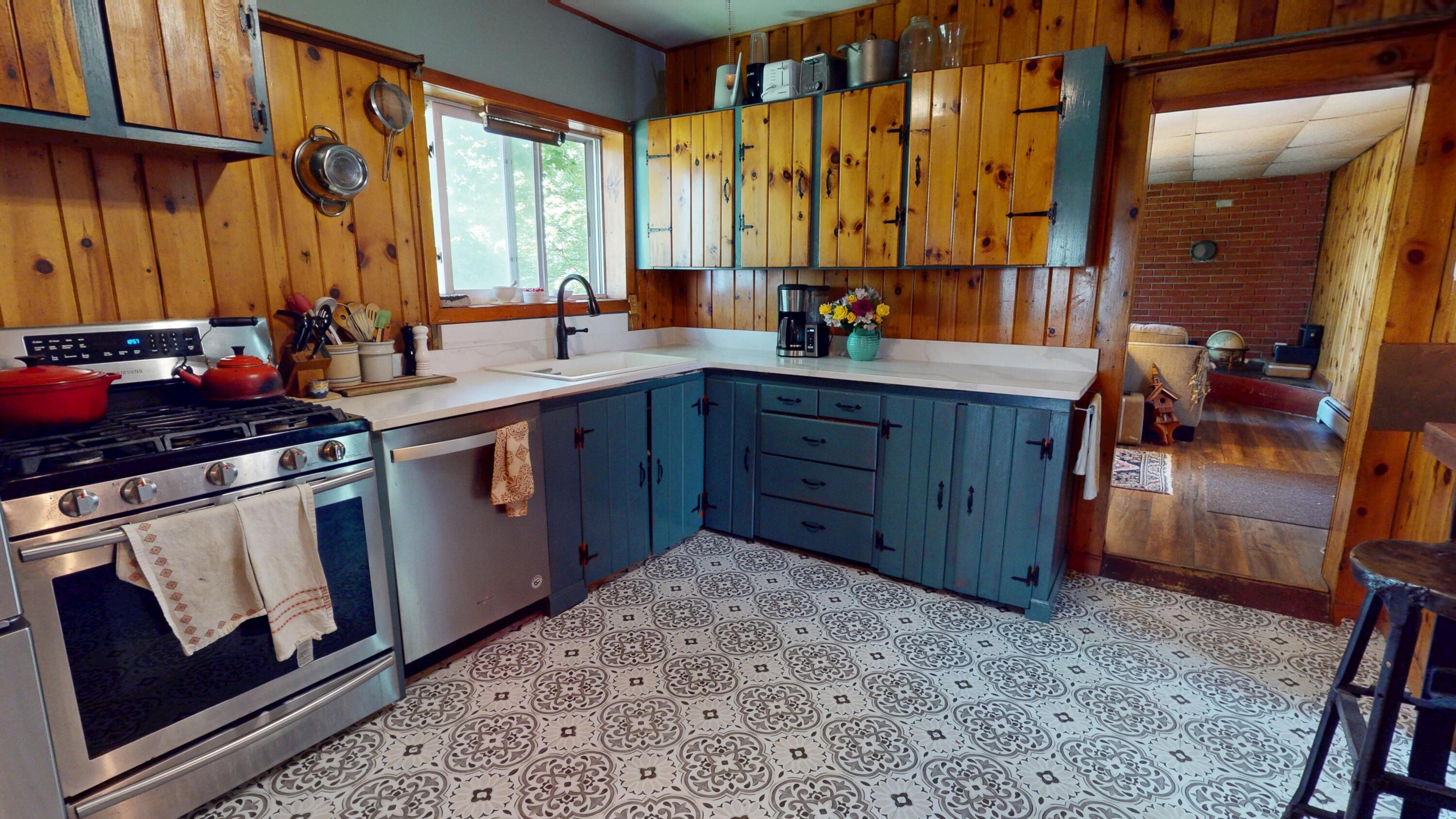 19 Russell Street Bangor ME 04401