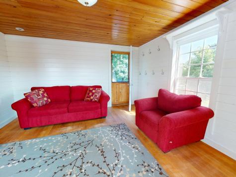 62 W Main Street Vinalhaven ME 04863