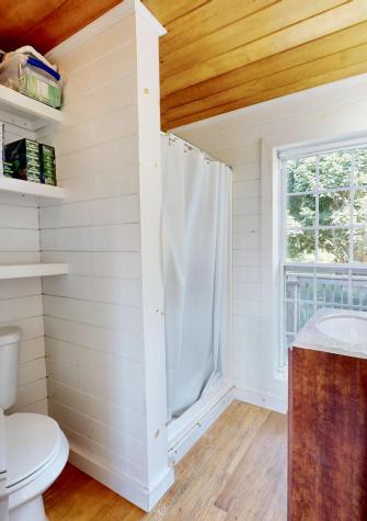 62 W Main Street Vinalhaven ME 04863