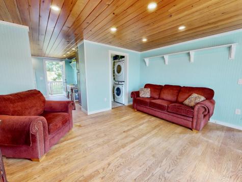 62 W Main Street Vinalhaven ME 04863