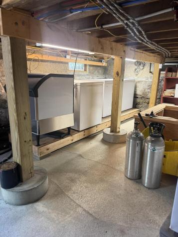 62 W Main Street Vinalhaven ME 04863