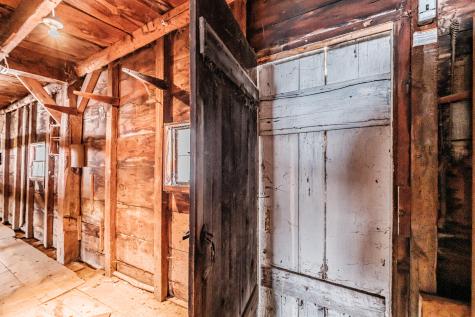 51 Oxford Street Paris ME 04281