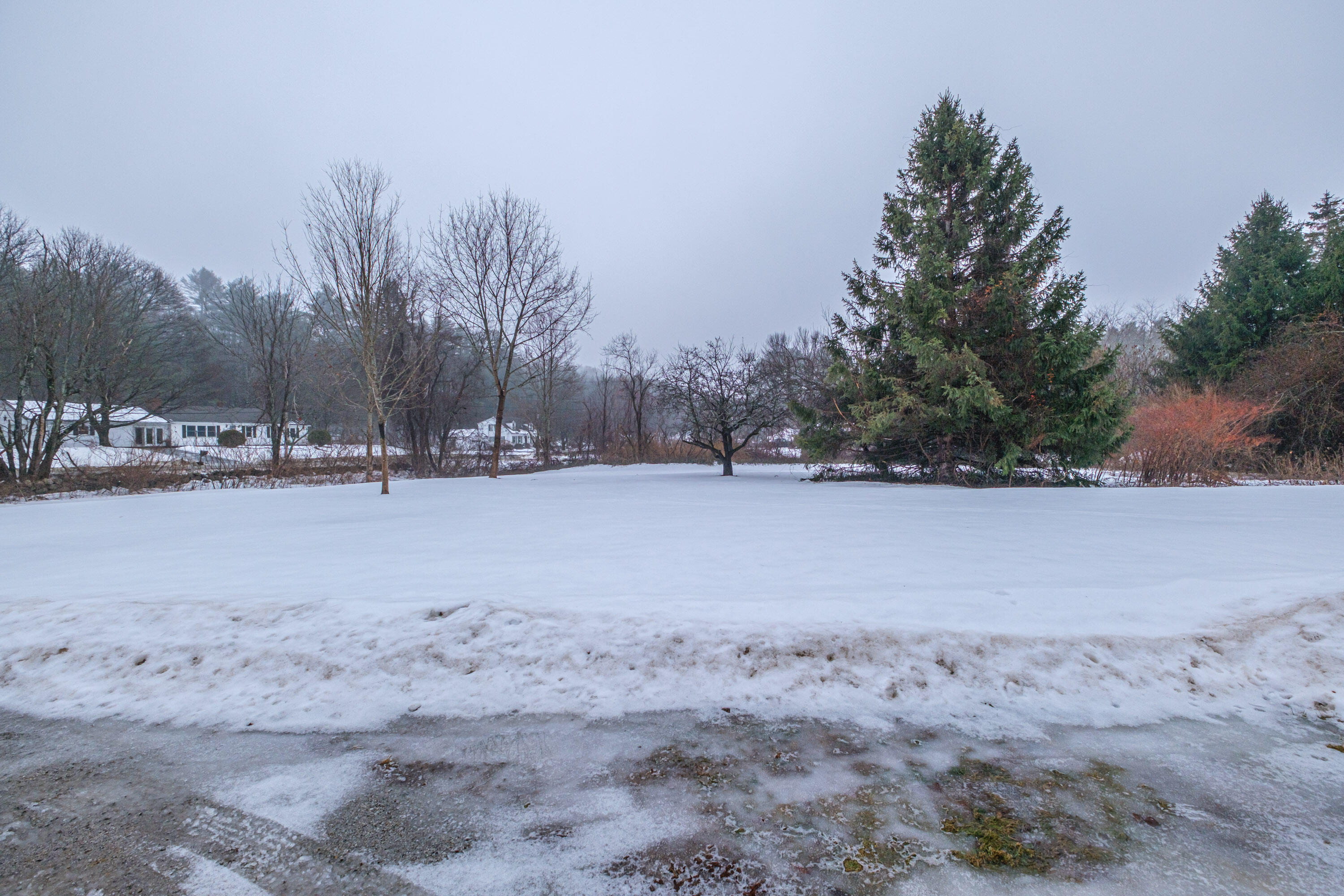 51 Oxford Street Paris ME 04281