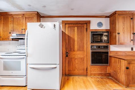 51 Oxford Street Paris ME 04281