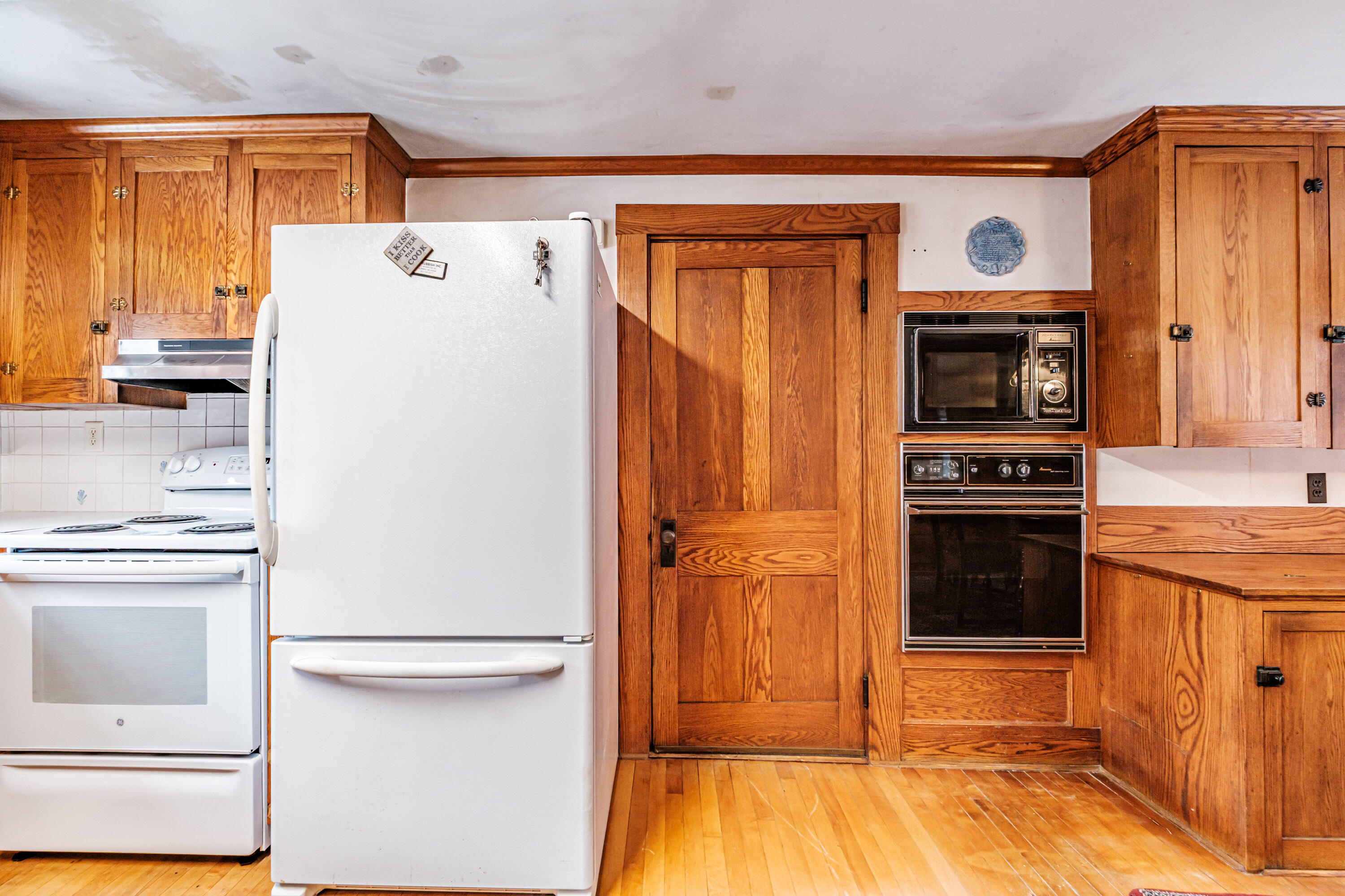 51 Oxford Street Paris ME 04281