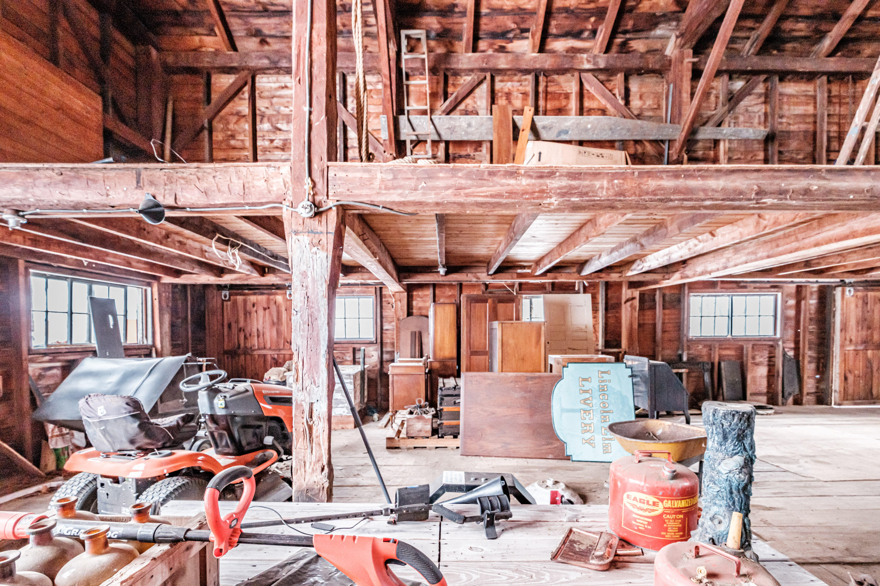 51 Oxford Street Paris ME 04281