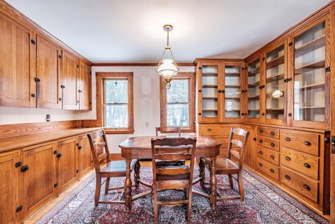 51 Oxford Street Paris ME 04281