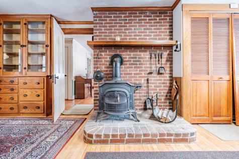 51 Oxford Street Paris ME 04281