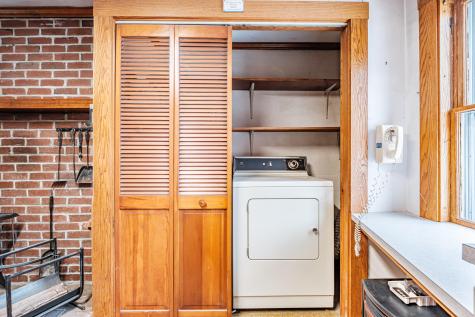 51 Oxford Street Paris ME 04281