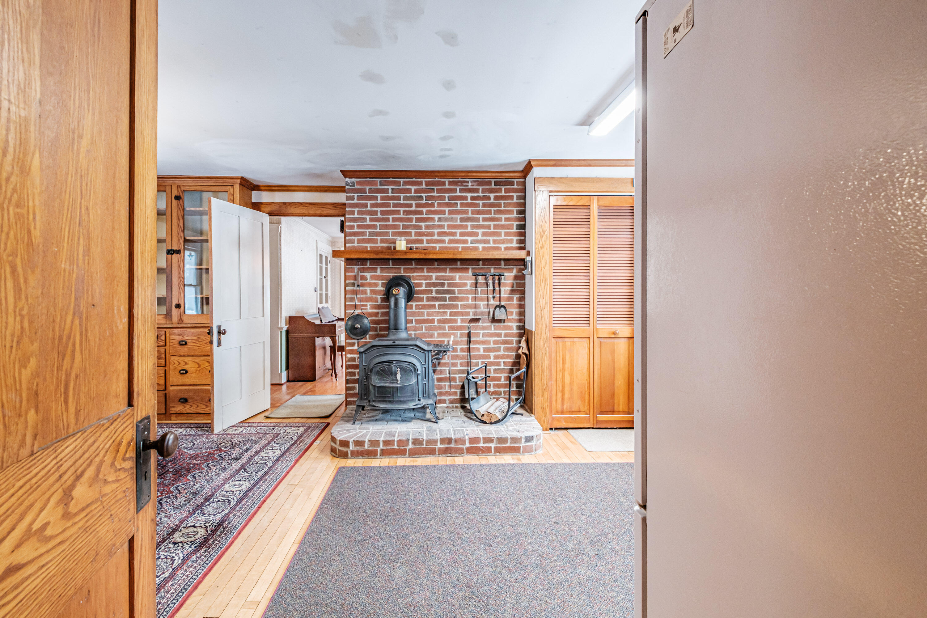 51 Oxford Street Paris ME 04281