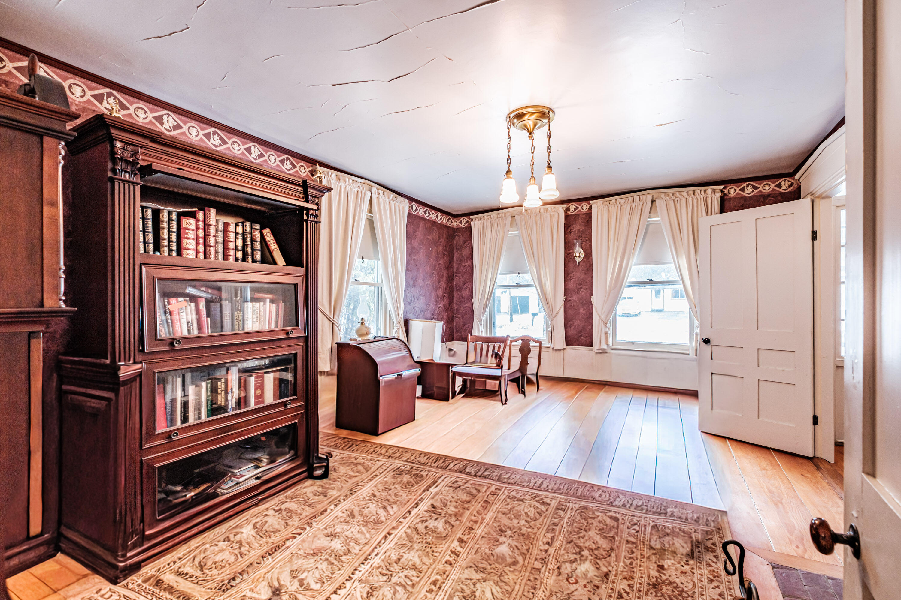 51 Oxford Street Paris ME 04281