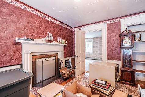 51 Oxford Street Paris ME 04281