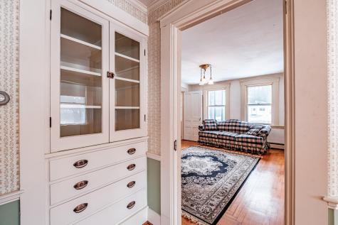 51 Oxford Street Paris ME 04281