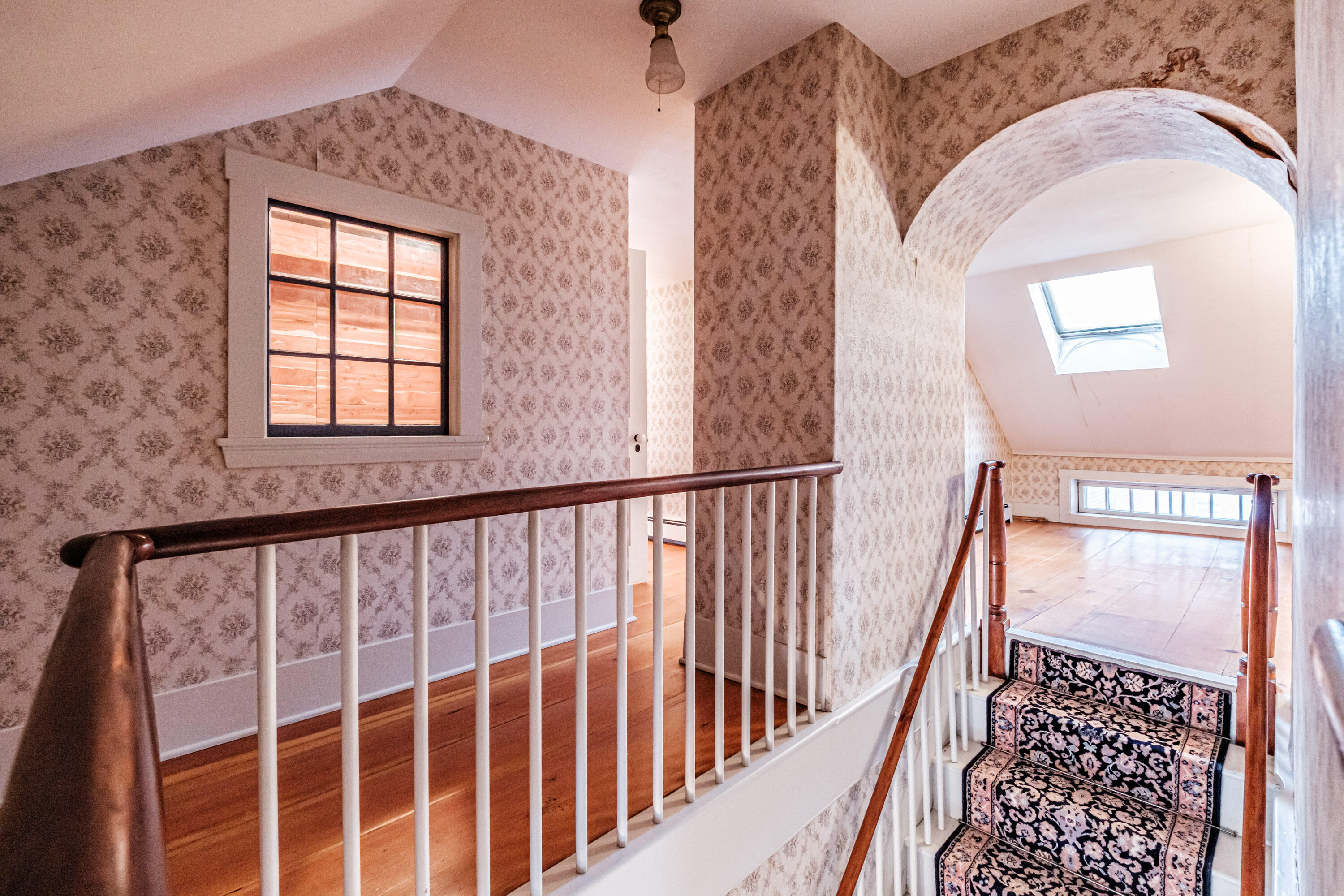 51 Oxford Street Paris ME 04281