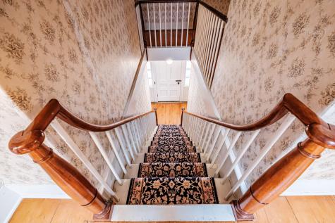 51 Oxford Street Paris ME 04281