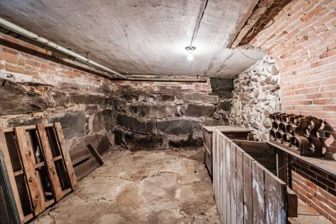 51 Oxford Street Paris ME 04281