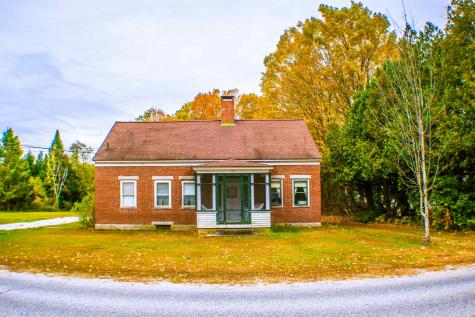 51 Oxford Street Paris ME 04281