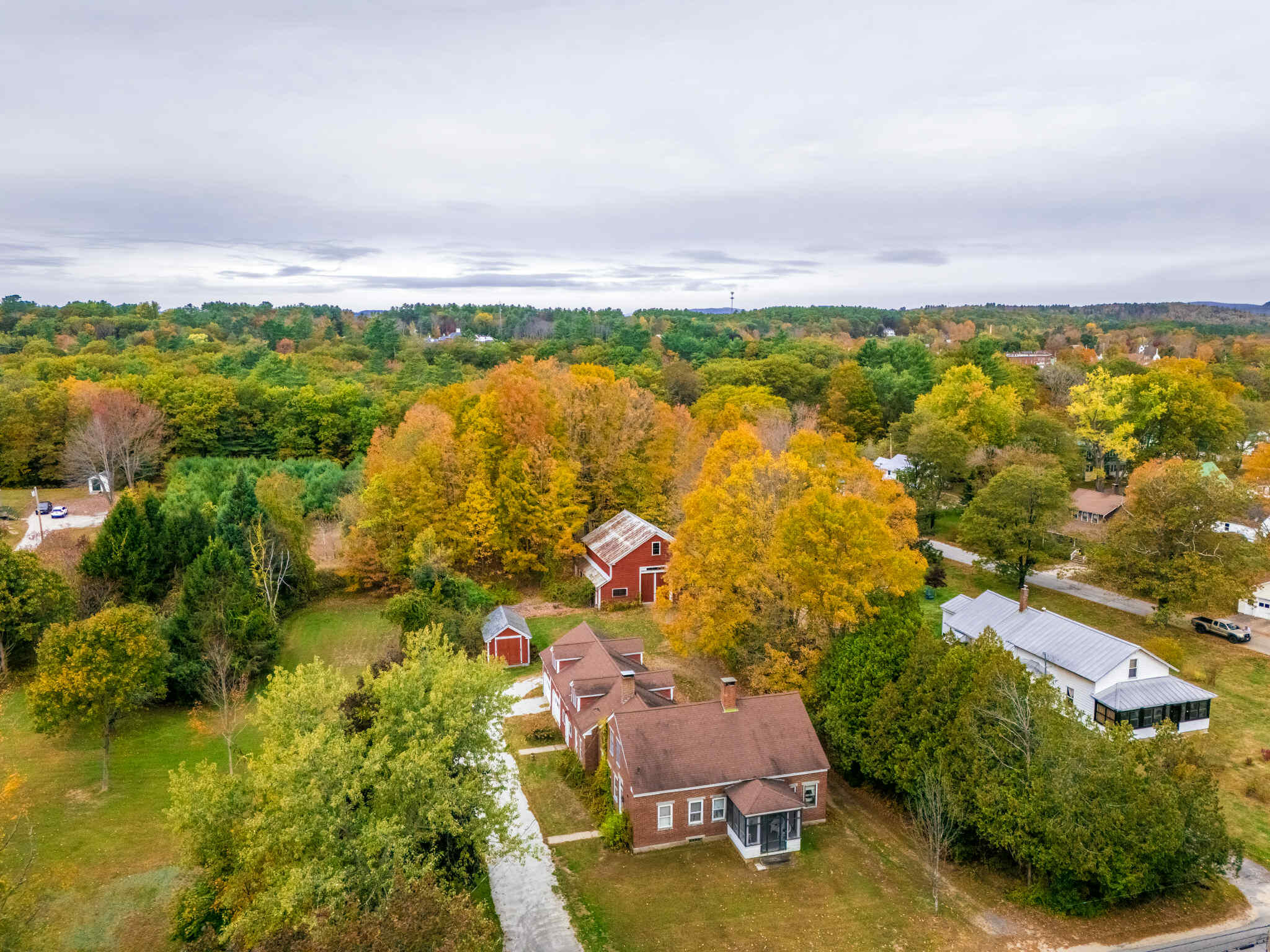 51 Oxford Street Paris ME 04281