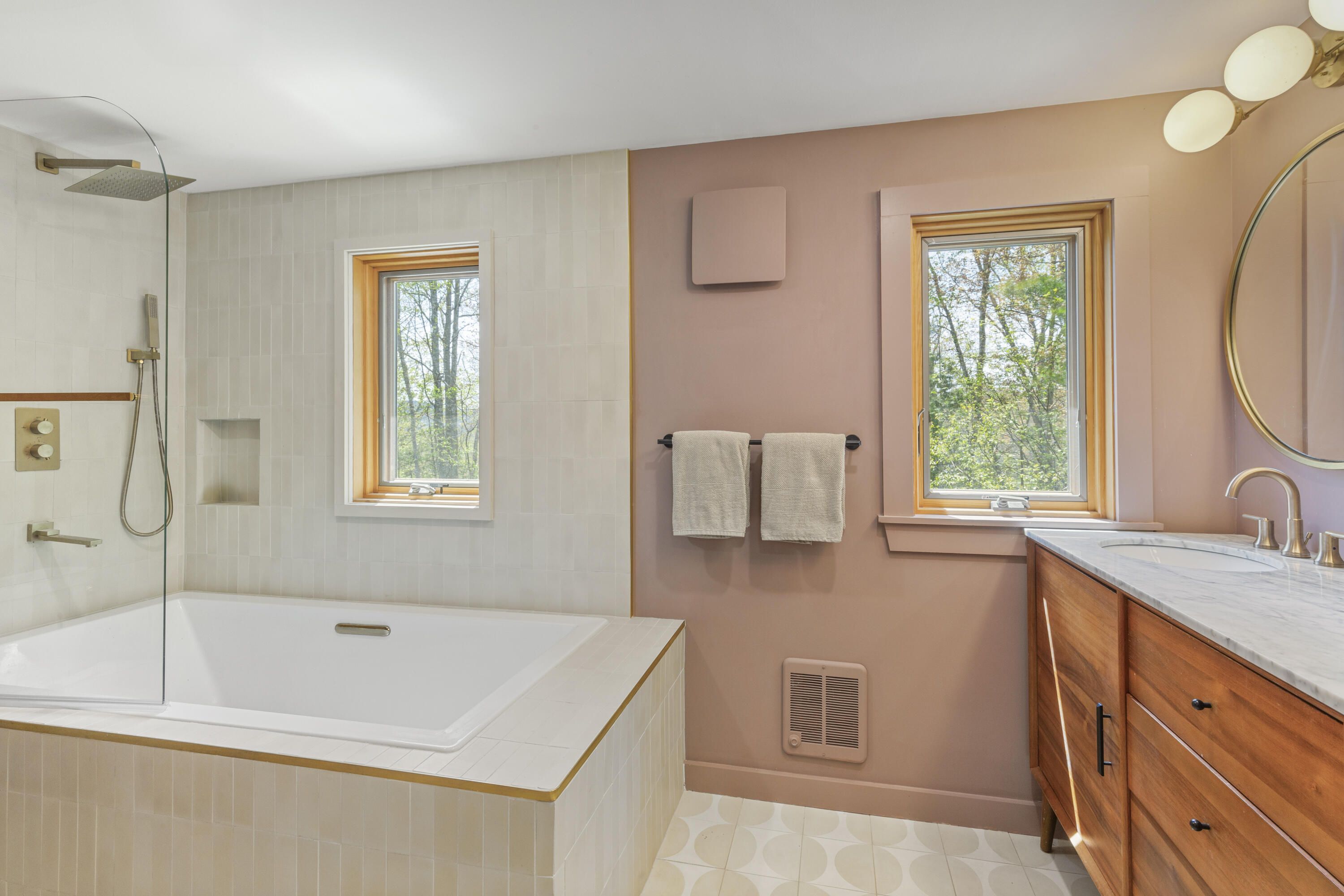 121 Heal Road Lincolnville ME 04849