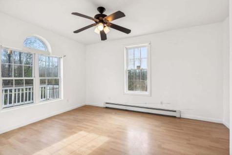 24 Memory Lane Arundel ME 04046