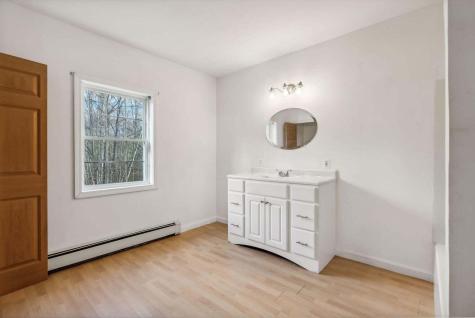 24 Memory Lane Arundel ME 04046