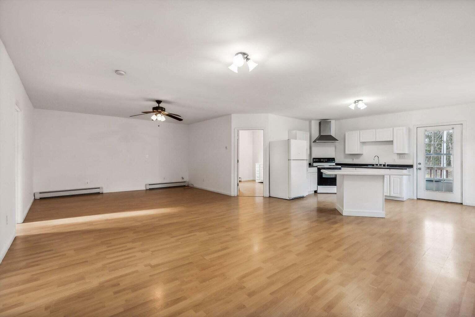 24 Memory Lane Arundel ME 04046