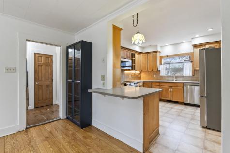 13 Middle Street Lisbon ME 04252