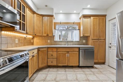 13 Middle Street Lisbon ME 04252